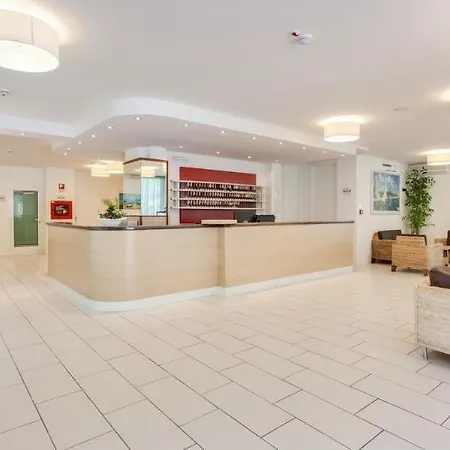 Color Metropolitan Family 3* Cesenatico