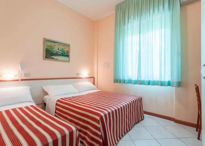 Color Metropolitan Family 切塞纳蒂科