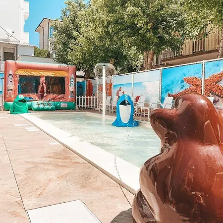 Ξενοδοχείο Color Metropolitan Family 3*