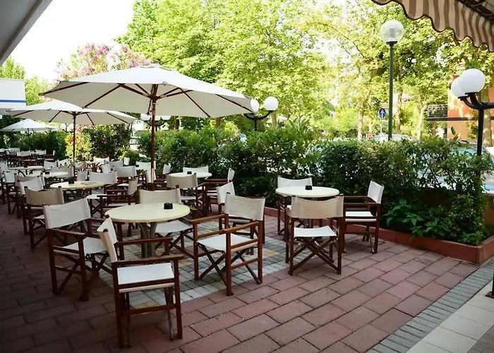 Color Metropolitan Family 3* Cesenatico