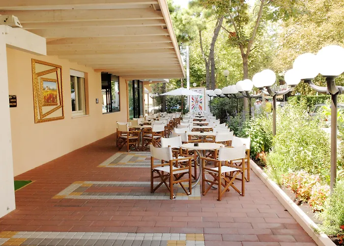 Color Metropolitan Family