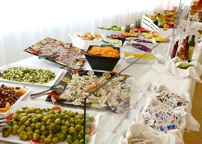 Hotel Color Metropolitan Family